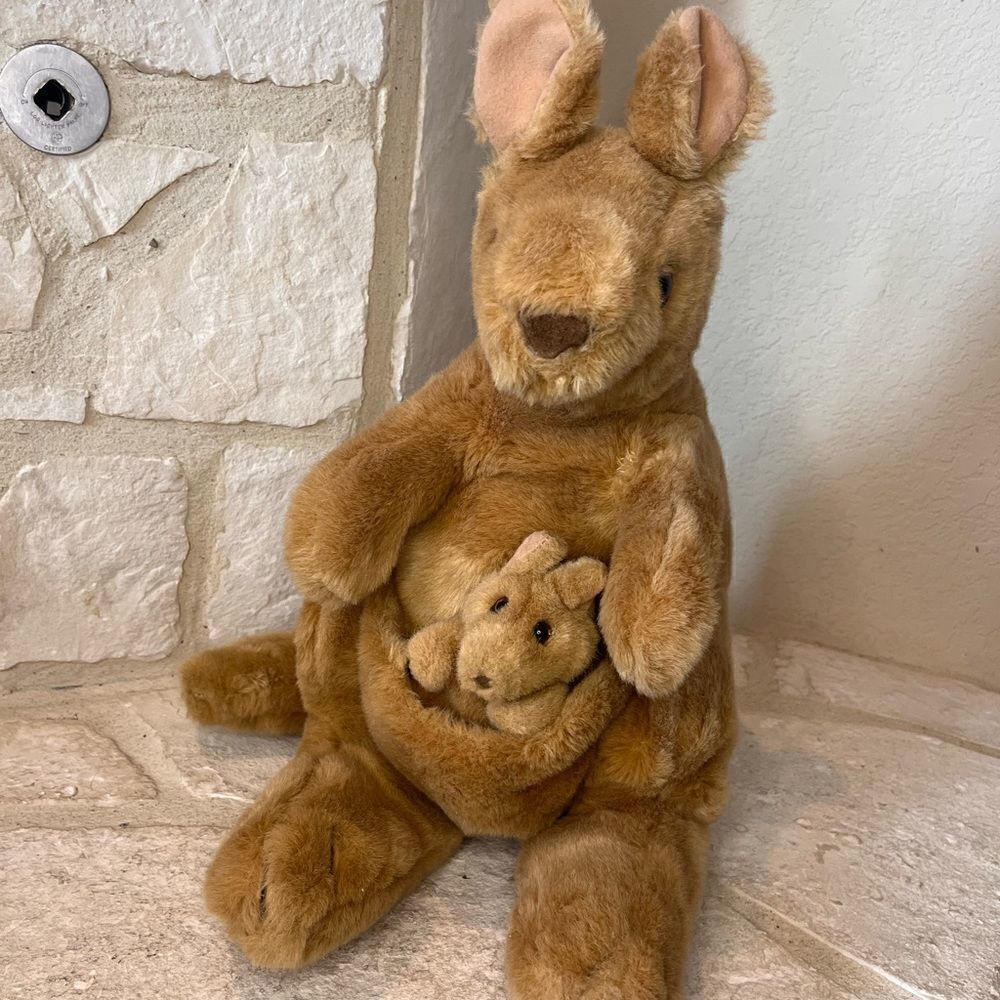Whatchamacallits From Down Under kangaroo and Joey Vtg 1987
